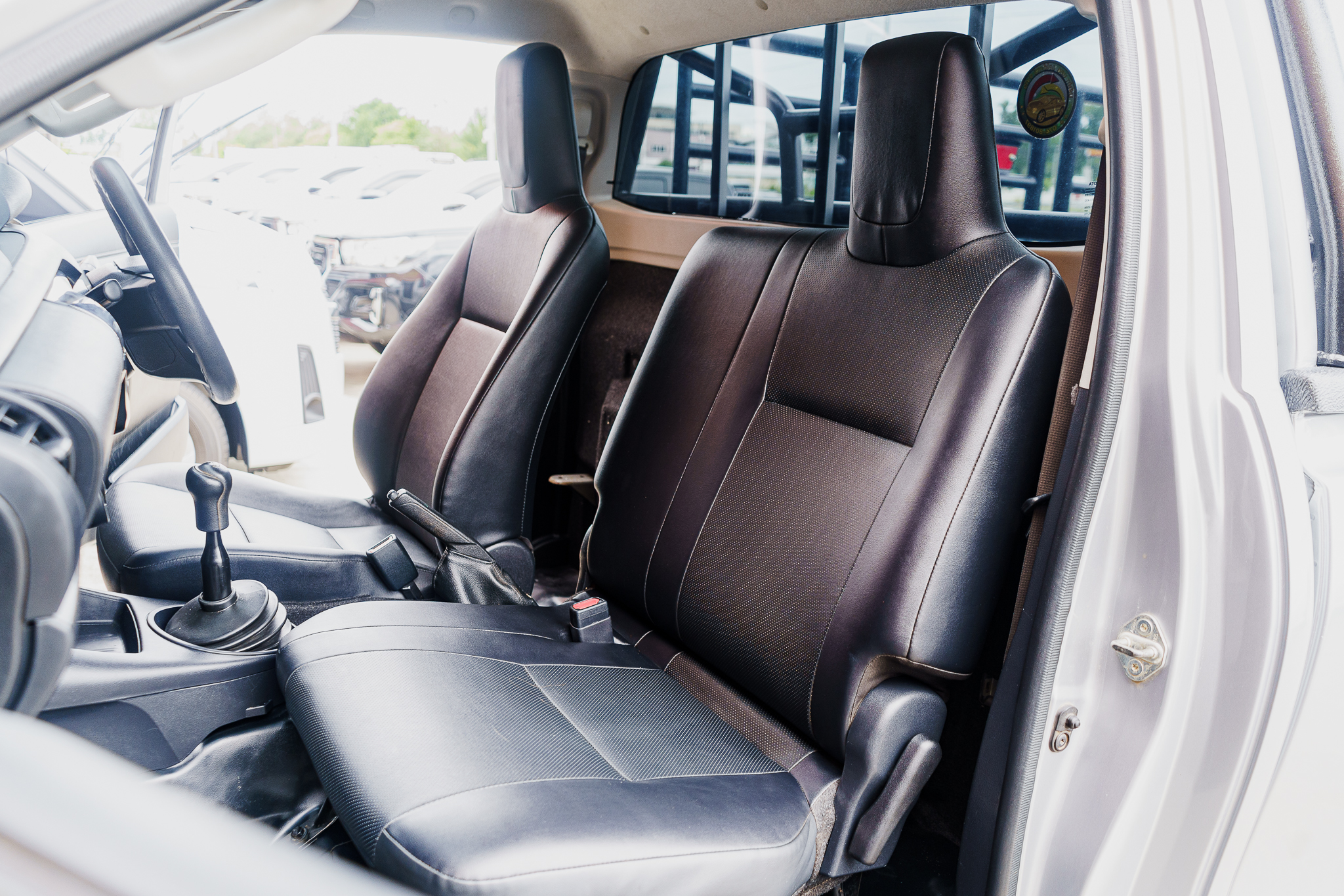 รถยนต์มือสอง นอบ ออโต้คาร์ รถยนต์มือสอง นอบ ออโต้คาร์