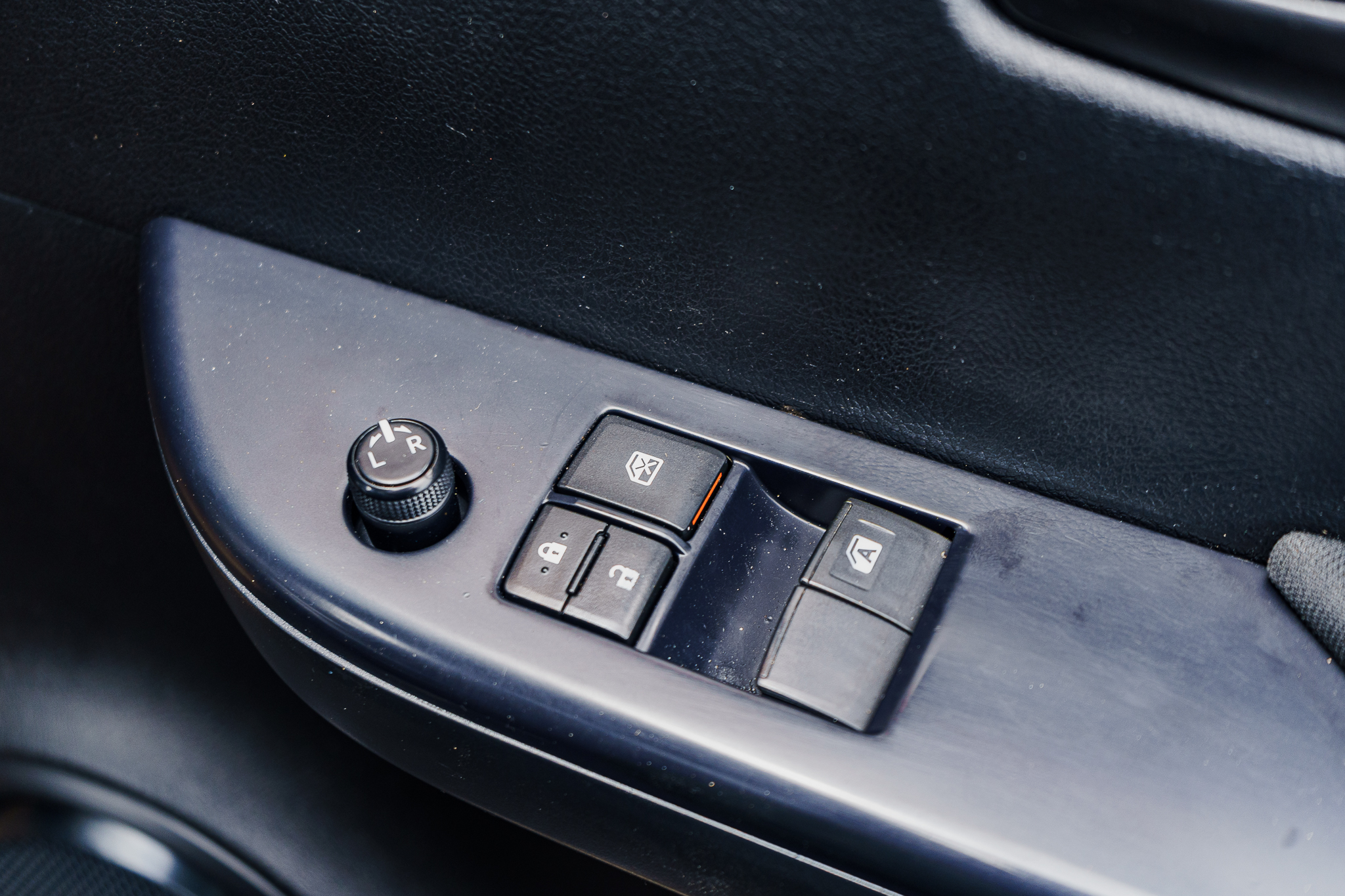 รถยนต์มือสอง นอบ ออโต้คาร์ รถยนต์มือสอง นอบ ออโต้คาร์