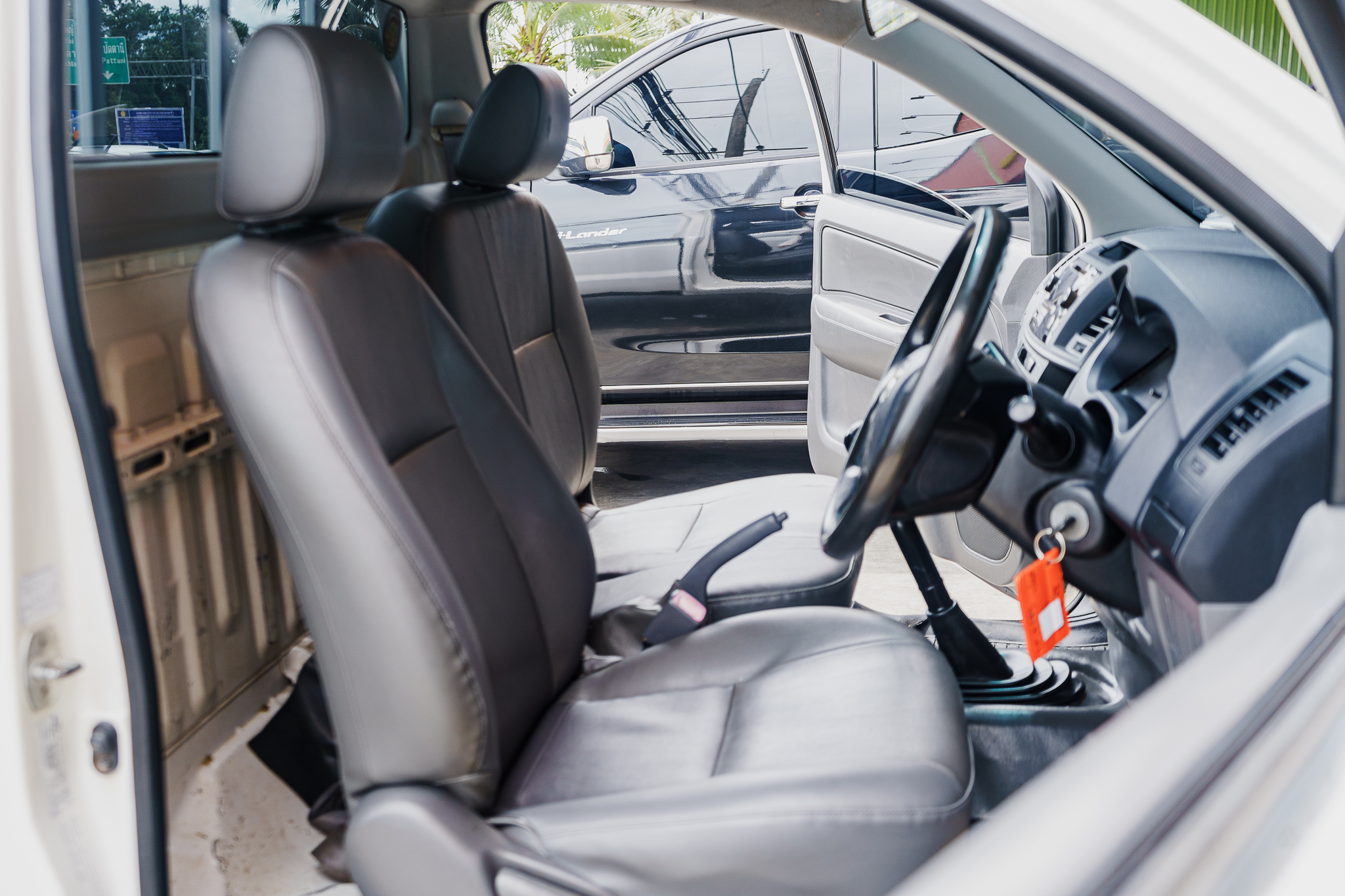 รถยนต์มือสอง นอบ ออโต้คาร์ รถยนต์มือสอง นอบ ออโต้คาร์